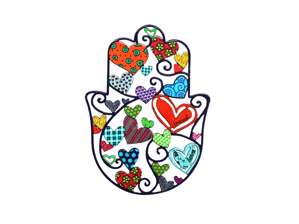 Medium Hamsa wall hanging Emanuel - Hearts
