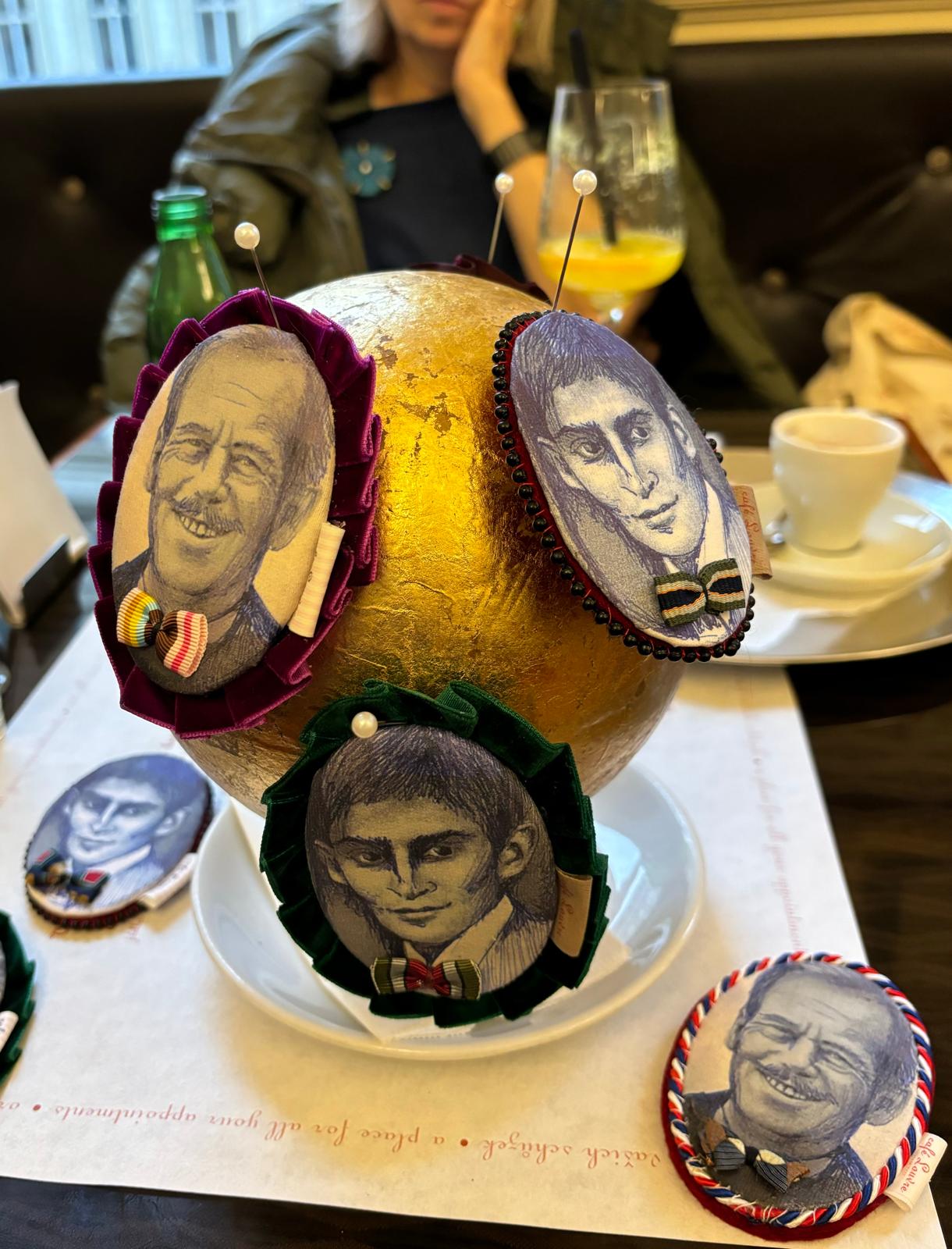 Textile Brooches - Prague personalities