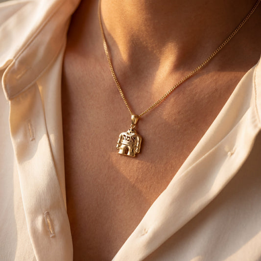 Gold-Plated Necklace Golem - Figure