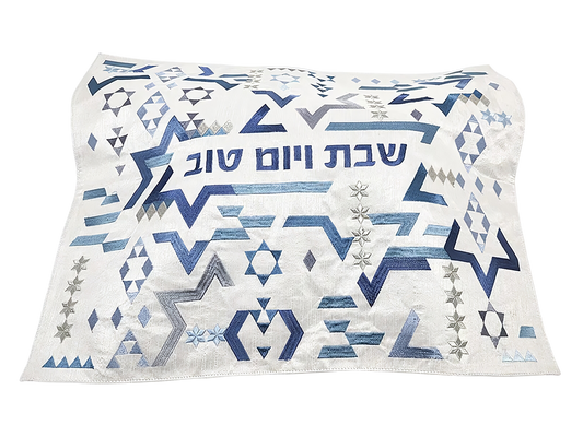 Přikrývka na chalu vyšívaná - modrá geometrická Davidova hvězda