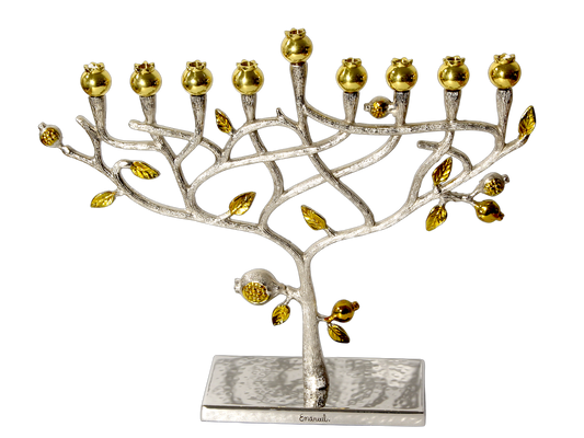 Chanukový svícen Emanuel - strom s granátovými jablky